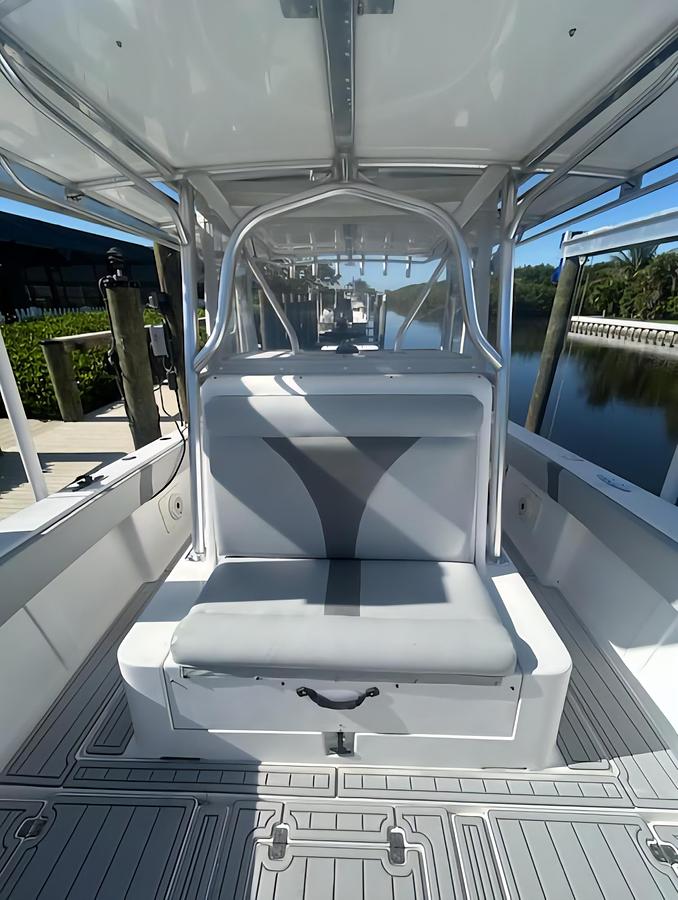 Used 2004 SeaVee 340B | 34ft