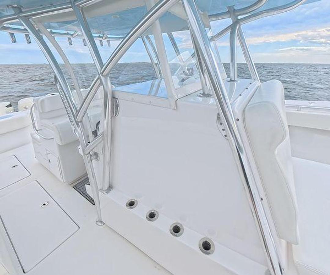 Used 2019 SeaHunter 33 Tournament | 33ft