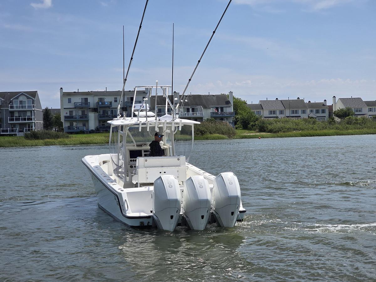 Used 2008 34' SeaVee 340B | 34ft