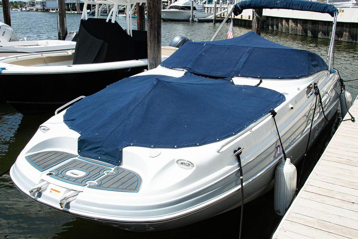 Used 2003 25' Four Winns 