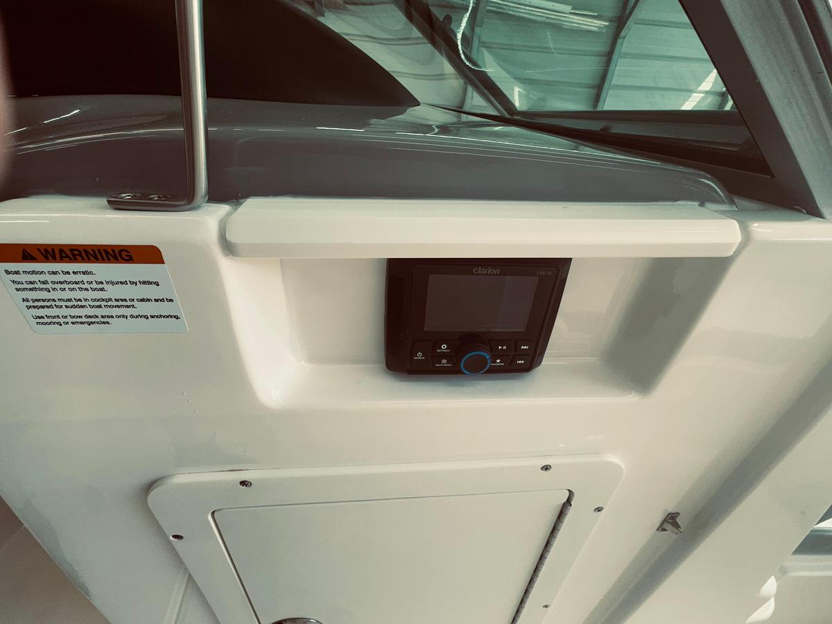 Used 2023 Chaparral 21 SSi OB | 21ft