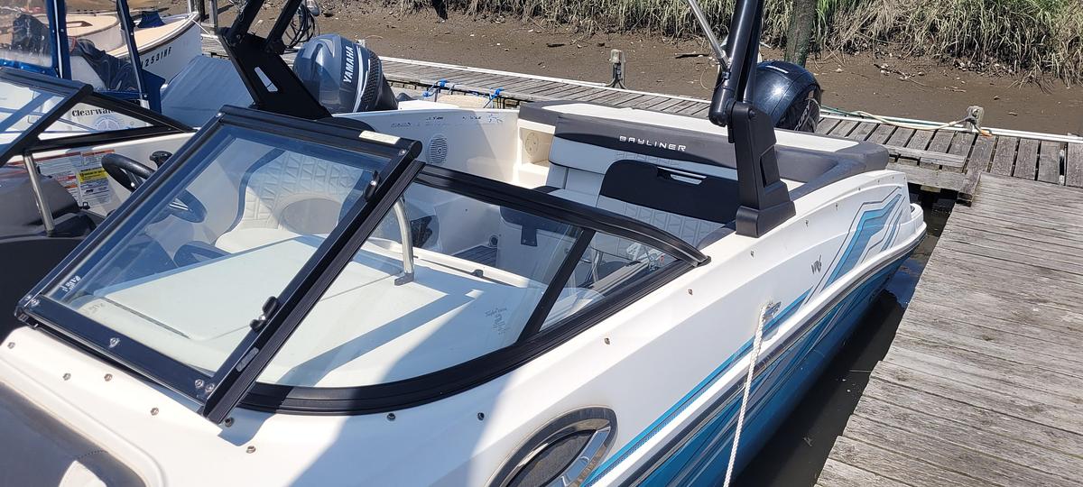 Used 2020 Bayliner VR5 Bowrider OB | 20ft