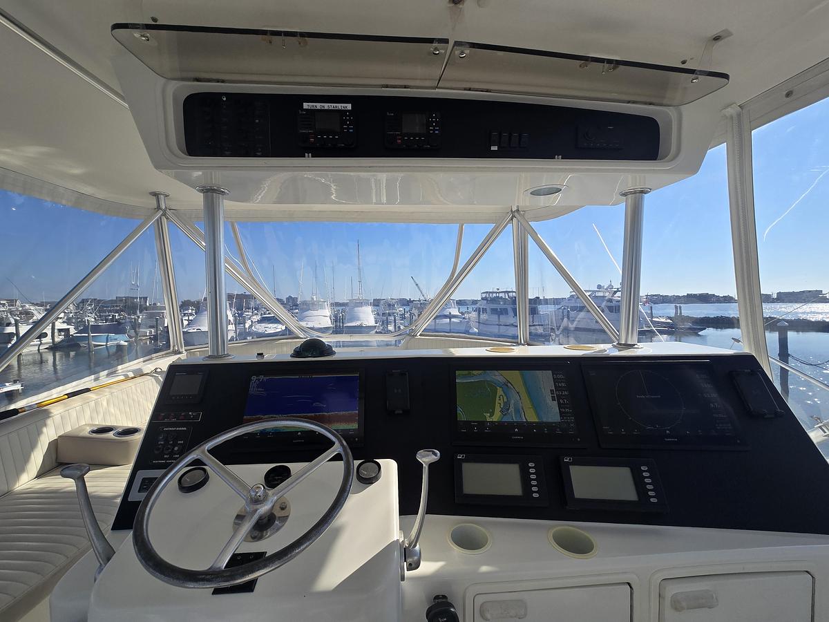 Used 2002 52' Ocean Yachts 52 Super Sport | 52ft