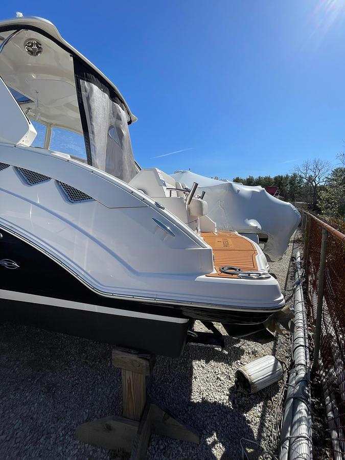 Used 2018 Chaparral 310 Signature | 31ft