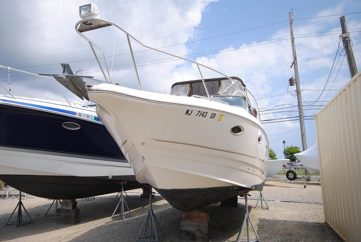 Used 2001 Larson Cabrio 290 Mid Cabin | 29ft