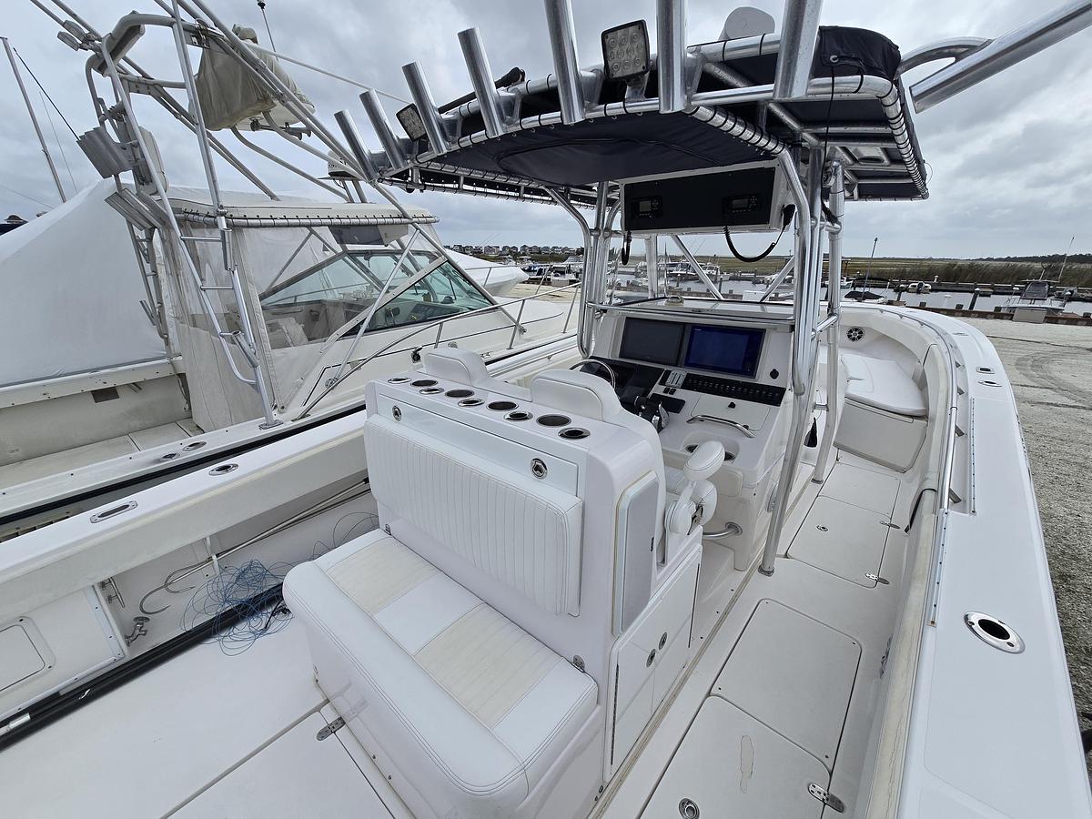 Used 2007 38' Fountain 38 Center Console | 38ft