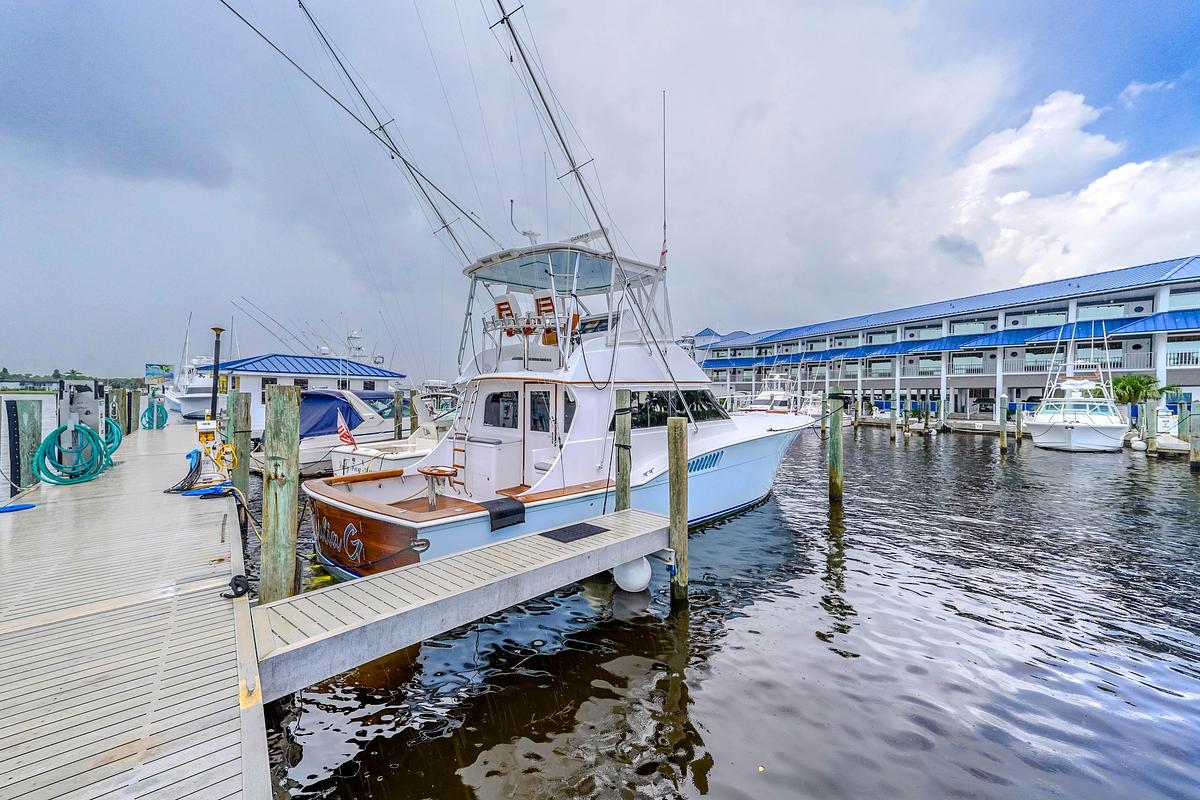 Used 1982 Hatteras 46 Convertible | 46ft