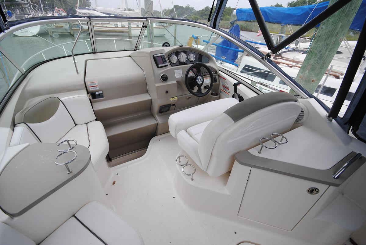 Used 2007 Sea Ray 240 Sundancer | 24ft