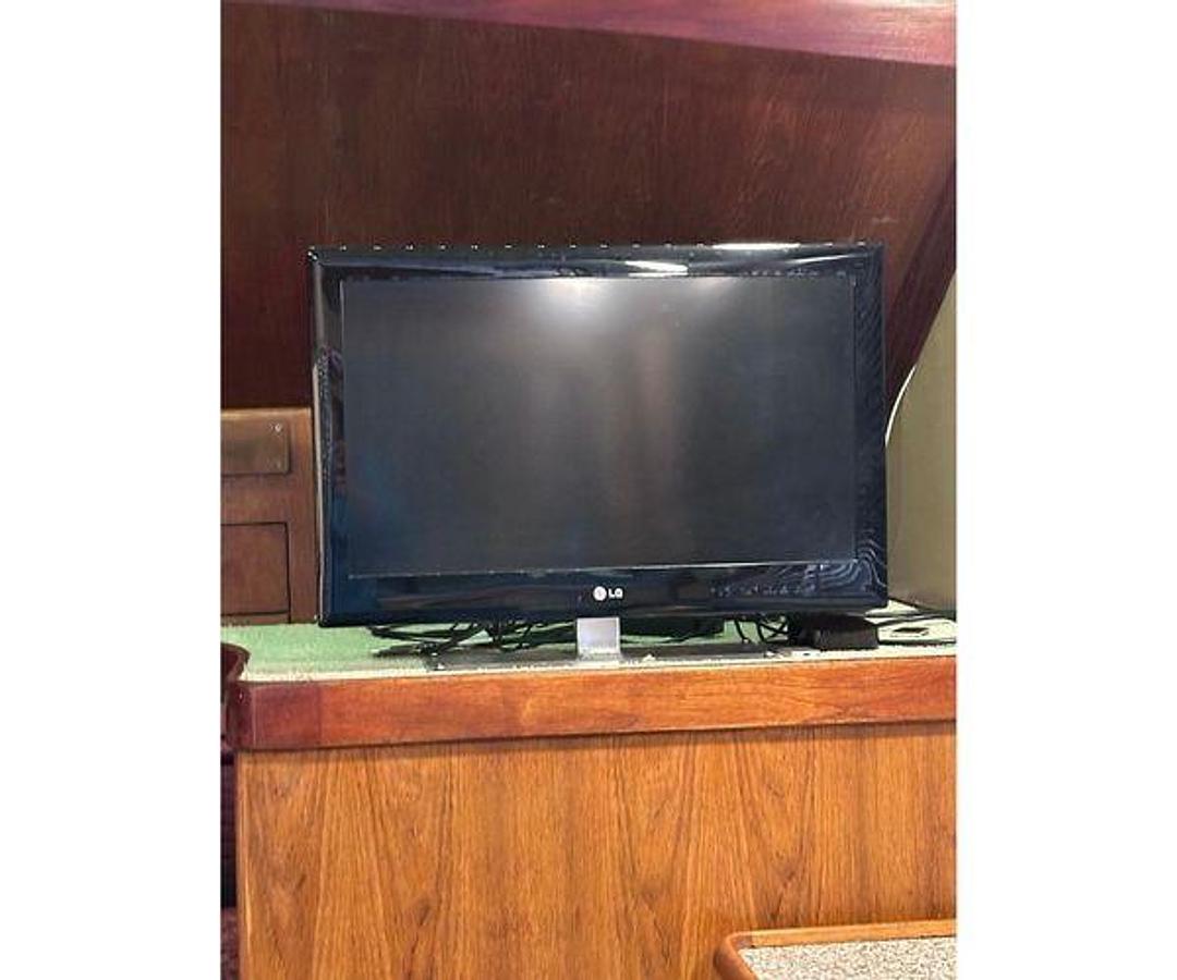 Used 1986 Ocean Yachts 38 Super Sport | 38ft