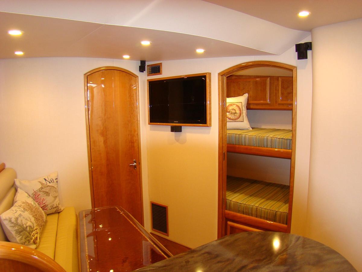 2026 Jersey Cape 47 Custom Hardtop | 47ft