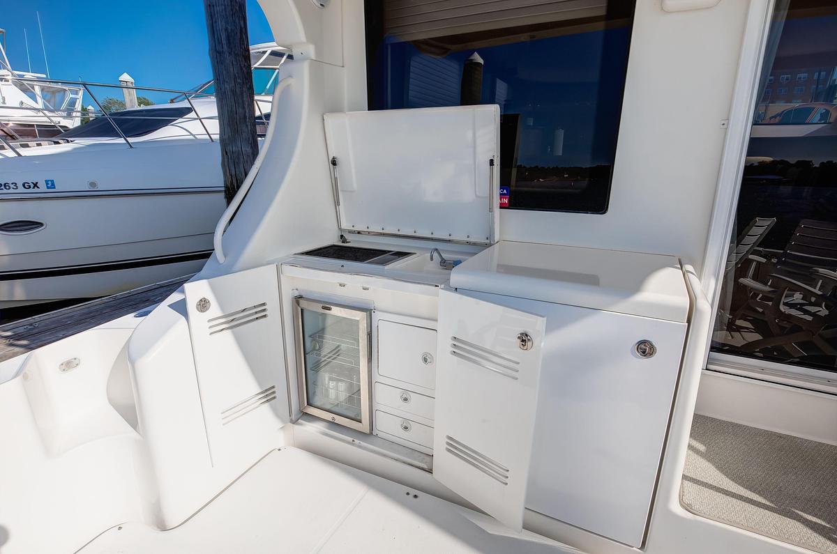 Used 2006 Silverton 50 Convertible | 50ft