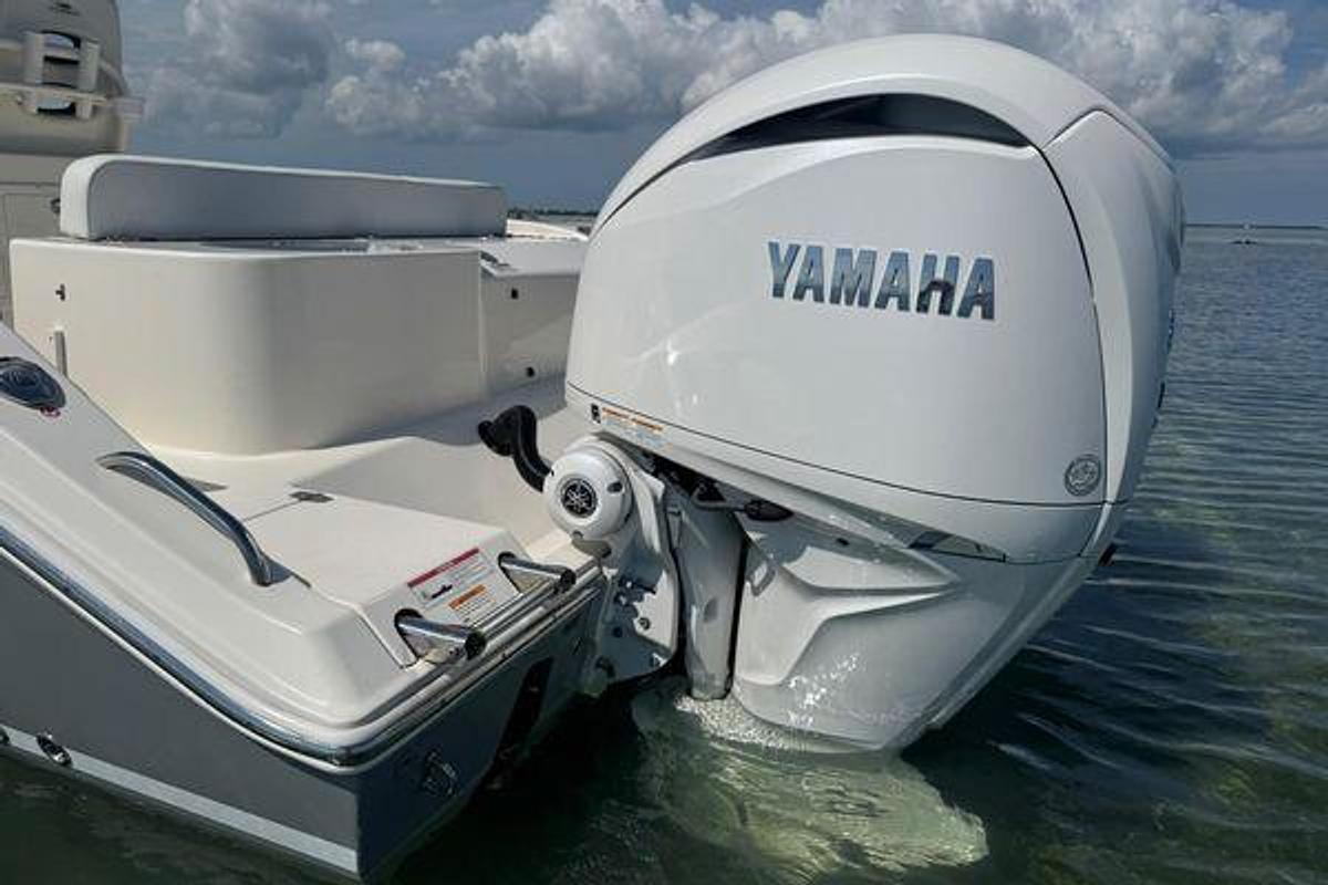 Used 2023 Cobia 280 Center Console | 28ft