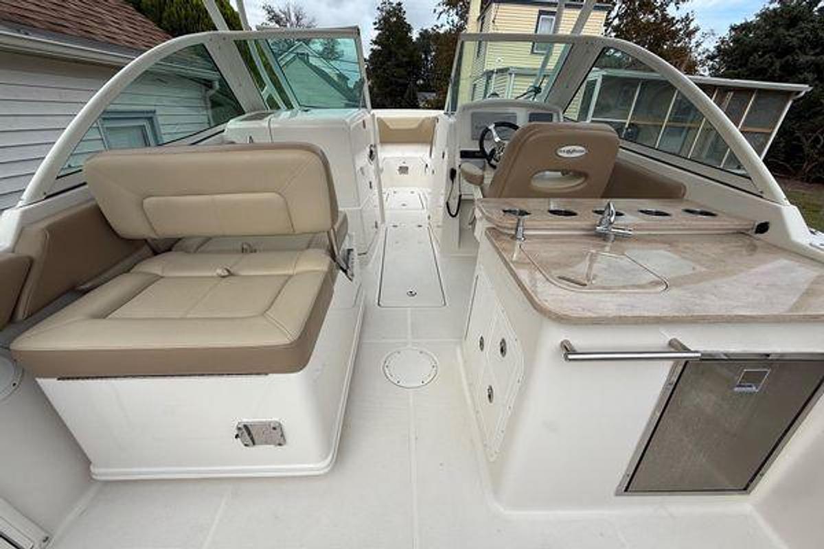 Used 2019 Sailfish 275 DC | 27'