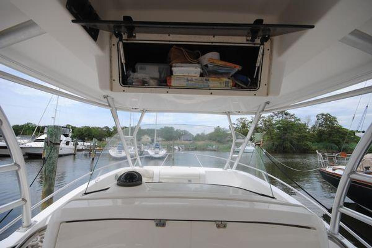 Used 2006 32' Boston Whaler 320 Outrage Cuddy Cabin | 32ft