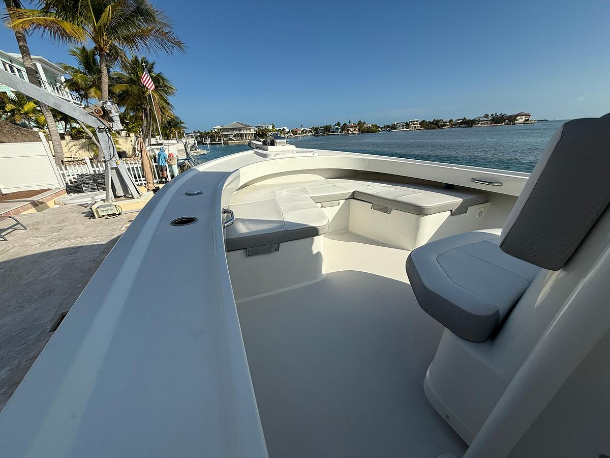 Used 2021 Parker 2801 Center Console | 28ft