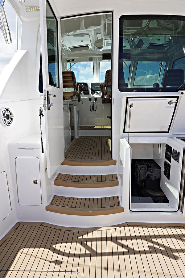 Used 2022 Henriques 42EXHT | 42ft