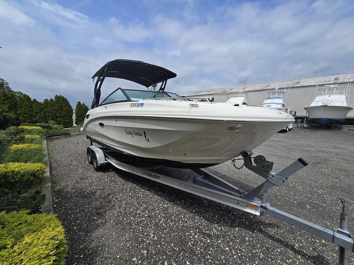 Used 2019 25' Sea Ray SDX 250
