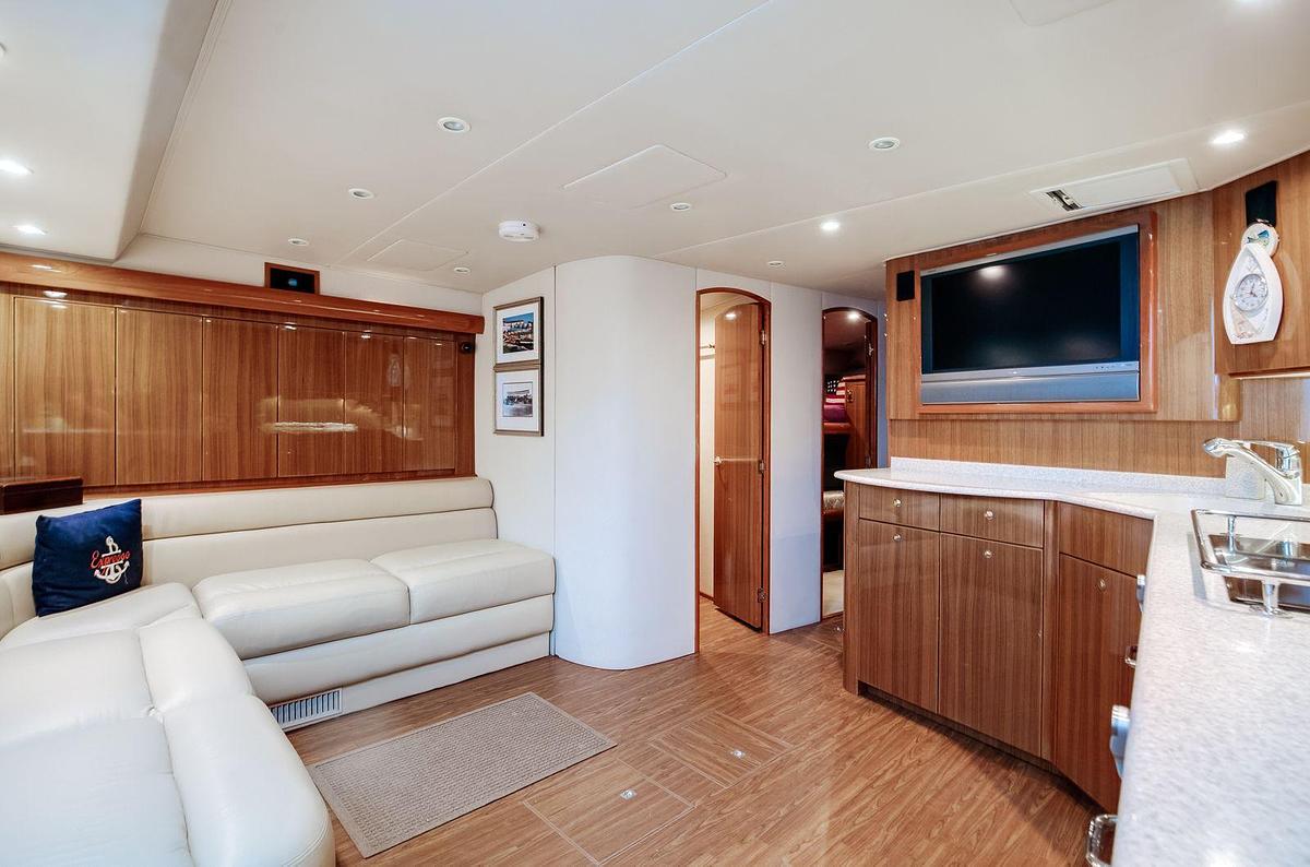 Used 2007 Viking Express | 52ft