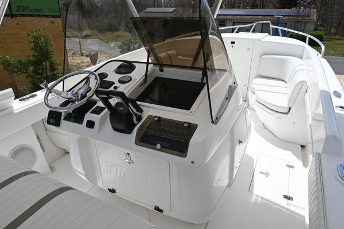 Used 32' Intrepid 323 Cuddy | 2002