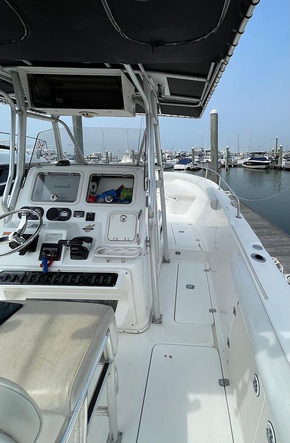 Used 2004 Century 3200 Center Console | 32ft