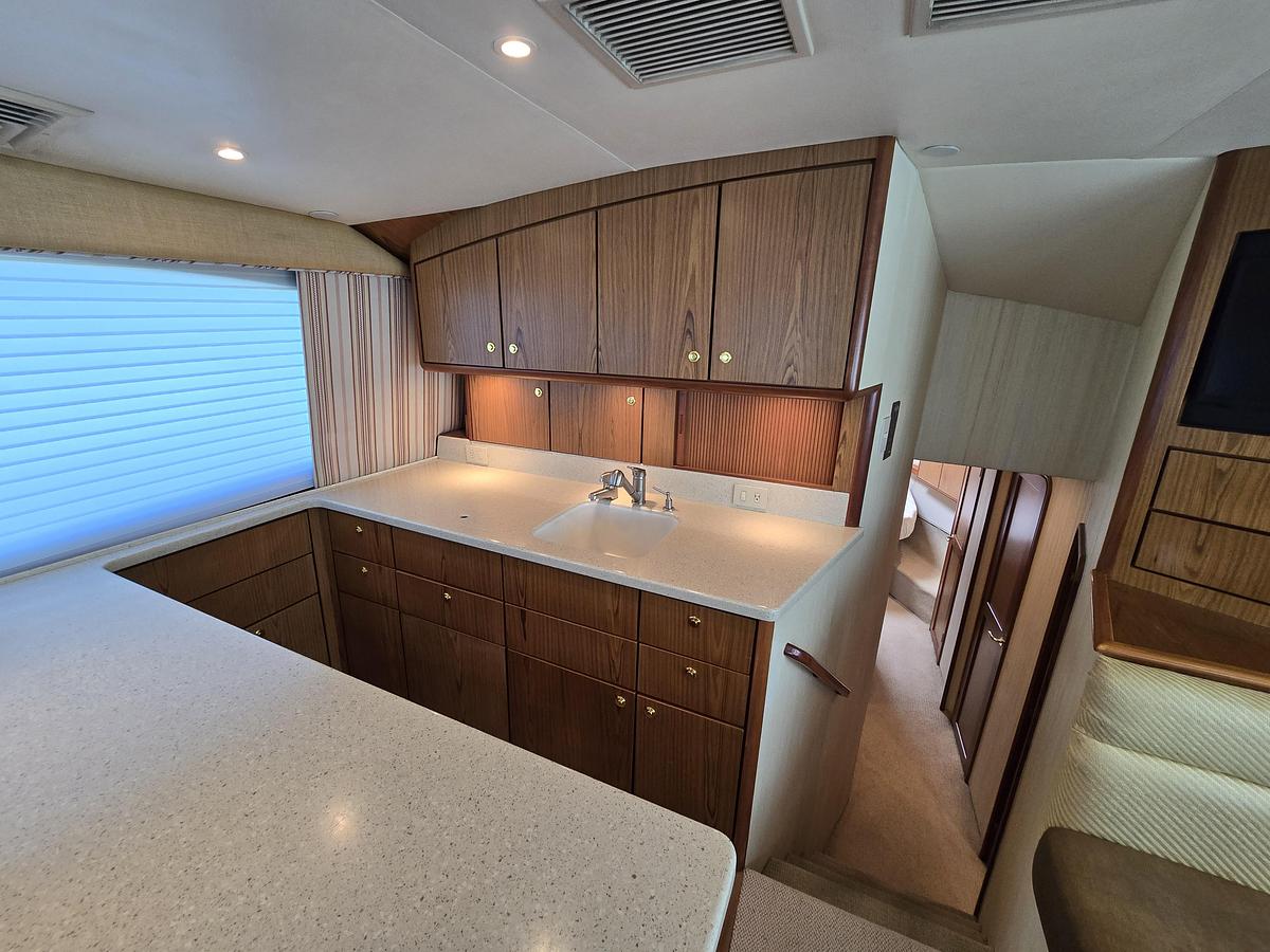 Used 2007 Ocean Yachts 46 Super Sport | 46ft