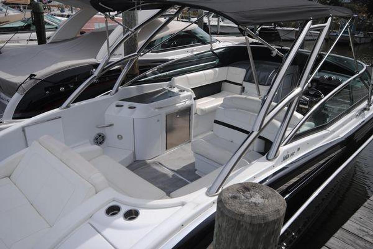 Used 2015 Formula 310 Bowrider | 31ft