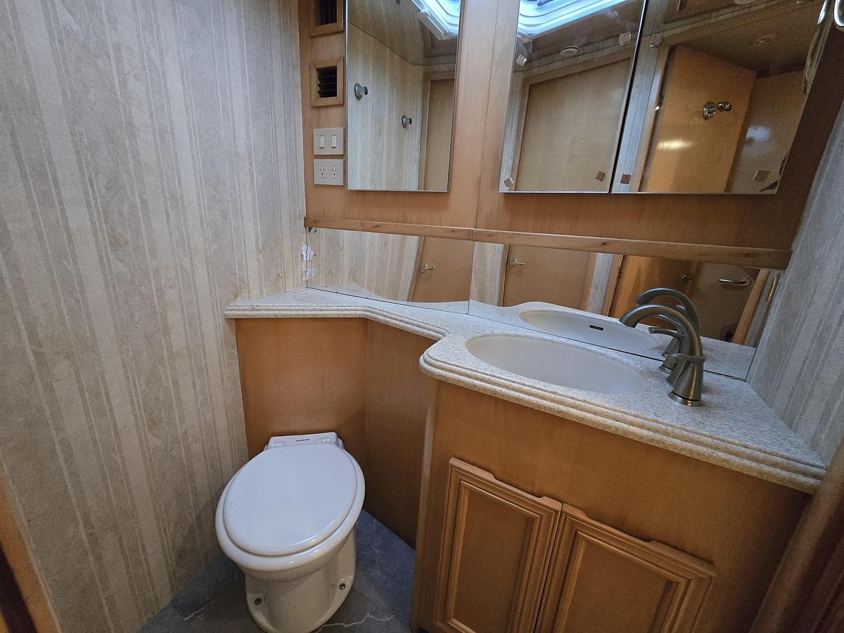 Used 2001 53' Cavileer 53 Convertible | 53'