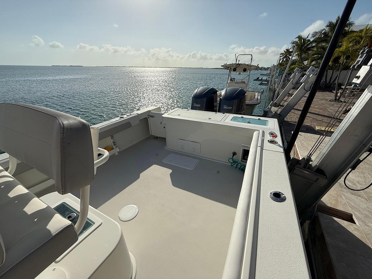 Used 2021 Parker 2801 Center Console | 28ft