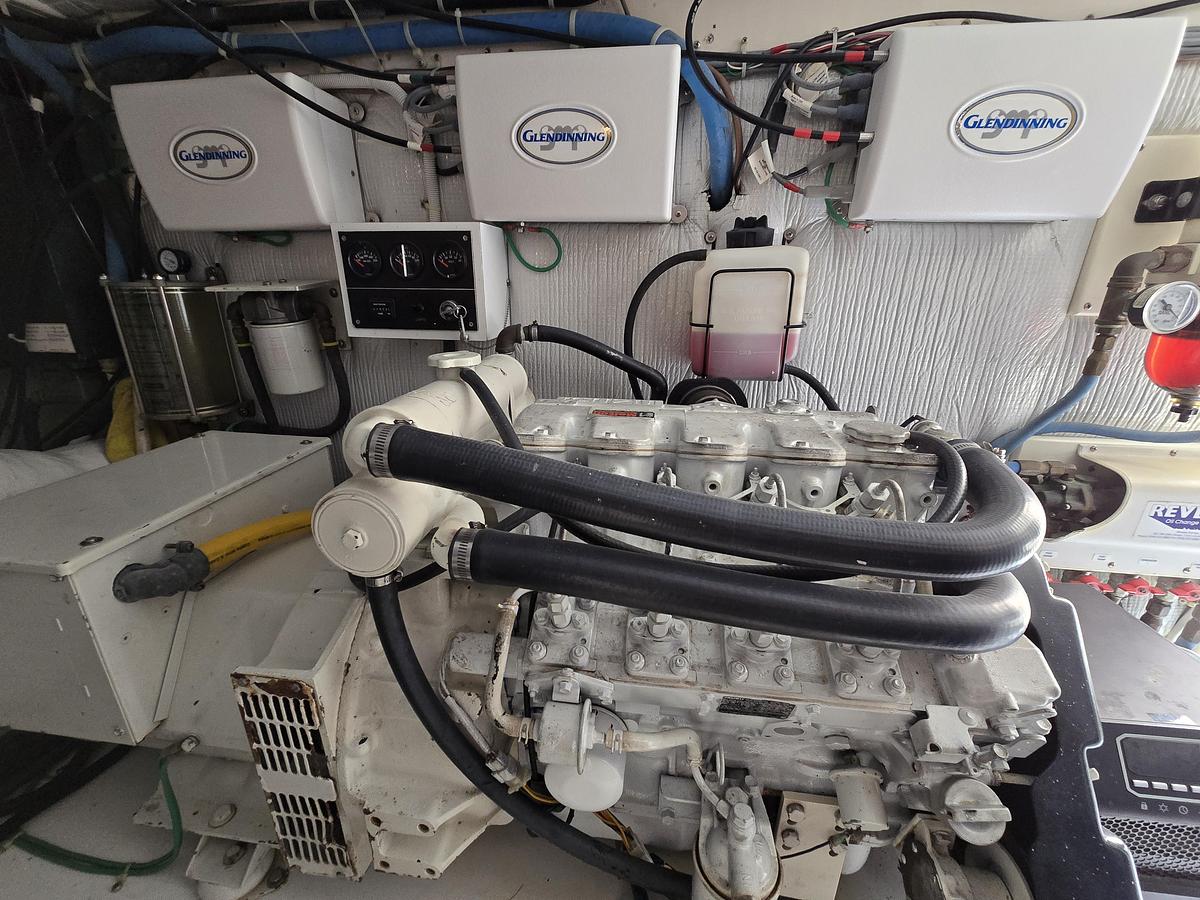 Used 1986 Ocean Yachts Super Sport | 55ft