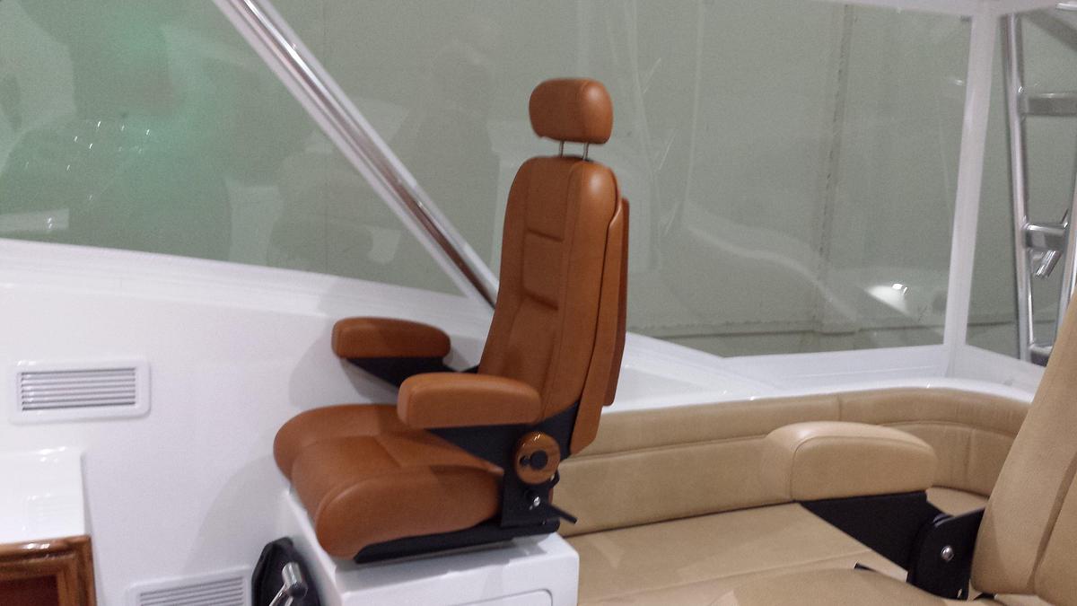 2026 Jersey Cape 40' Devil Custom | 40ft