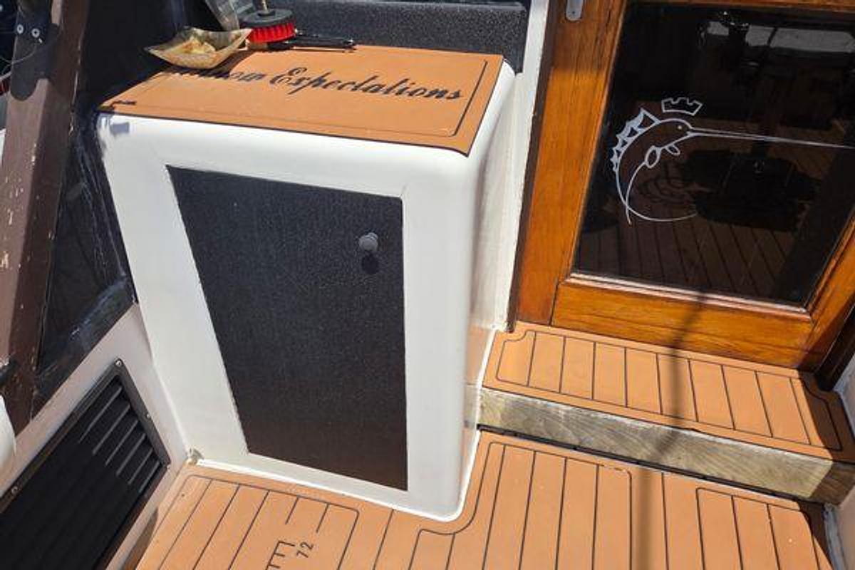 Used 1990 42' Egg Harbor Golden Egg 42 | 42ft