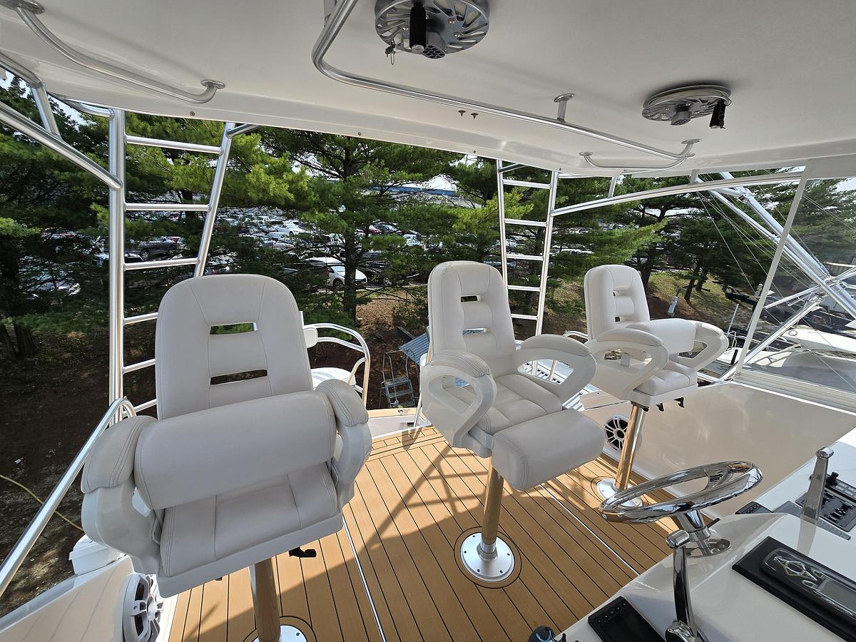 Used 1986 Ocean Yachts Super Sport | 55ft