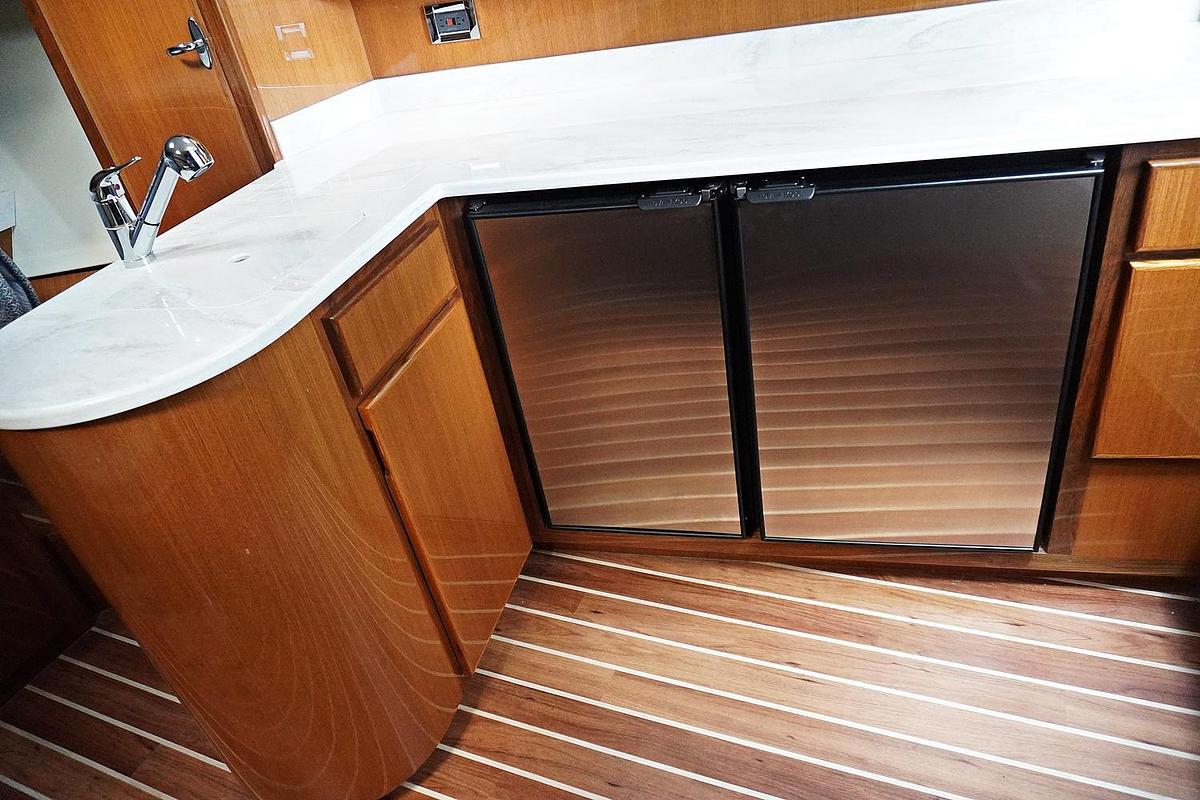 Used 2022 Henriques 42EXHT | 42ft