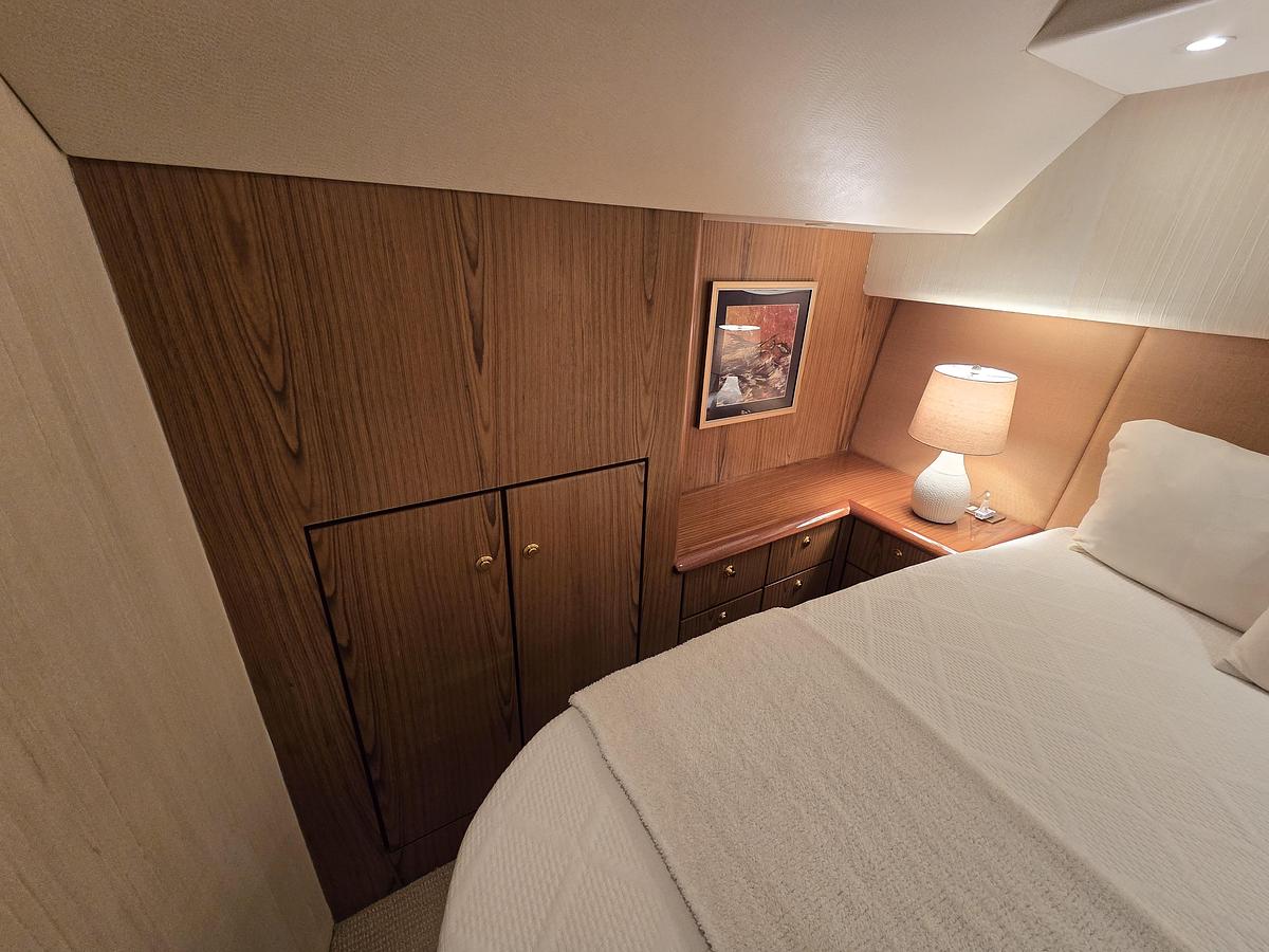 Used 2007 Ocean Yachts 46 Super Sport | 46ft