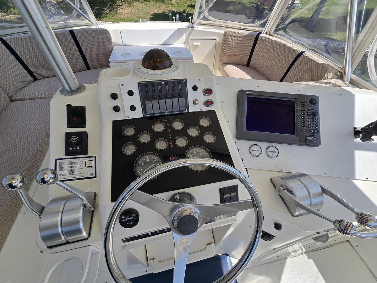 Used 1993 53' Ocean Yachts 53 Super Sport