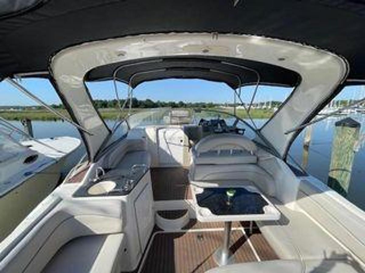 Used 2008 Larson Cabrio 330 Day Cruiser | 33ft