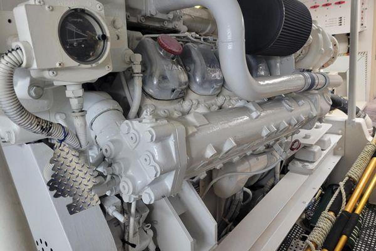 Used 1996 50' Viking 50 Convertible | 50ft