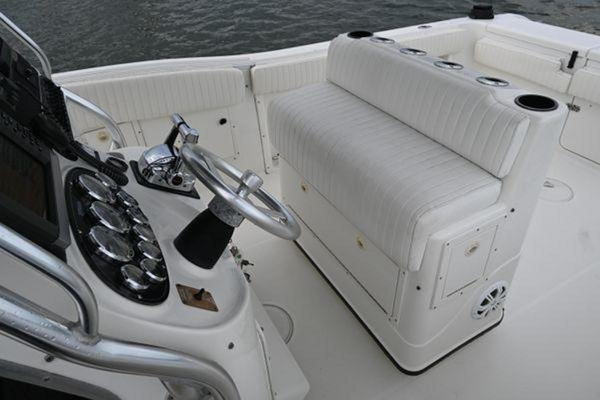 Used 2002 Triton 2895 CC | 28ft