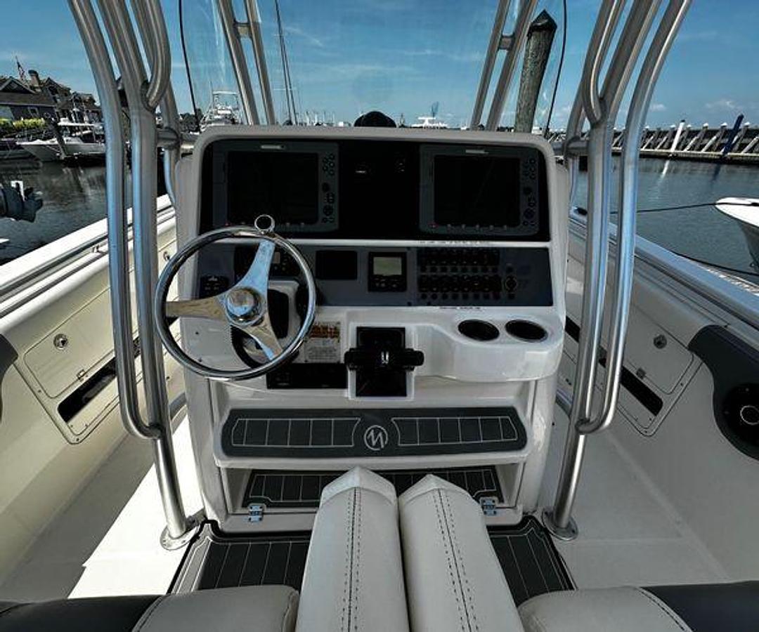 Used 2007 Robalo R300 Center Console | 29ft