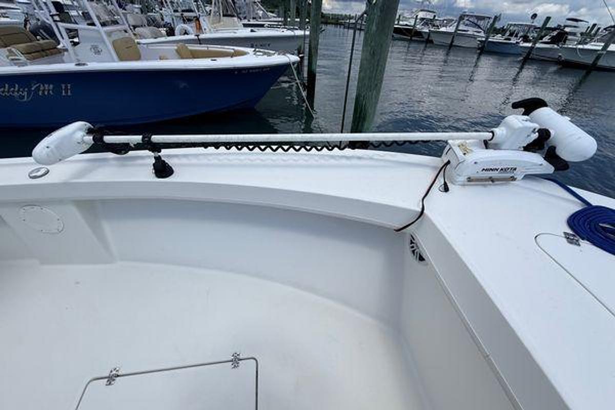 Used 2023 24' Pair Customs 24 Center Console | 24ft
