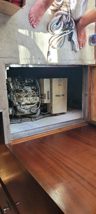 Used 1976 Hatteras 38 DC | 38ft