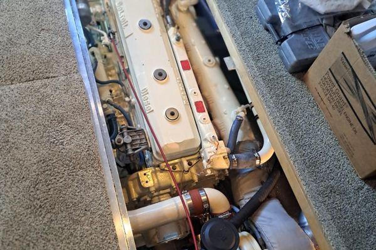 Used 1978 Hatteras 37 Convertible | 37ft