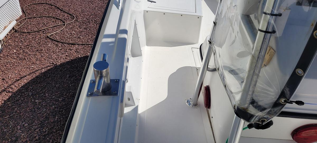 Used 2001 Angler 22 Center Console | 22ft