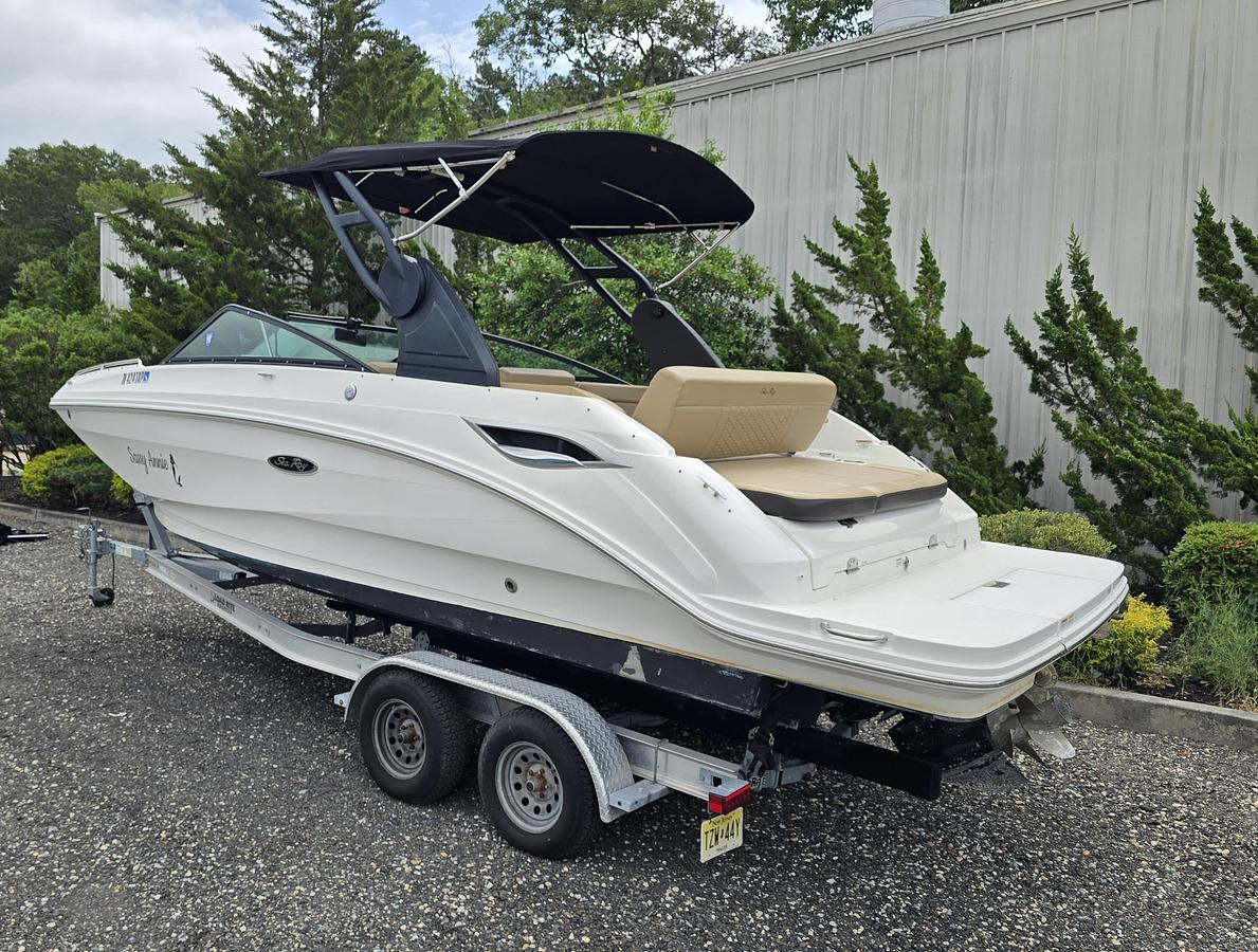 Used 2019 25' Sea Ray SDX 250