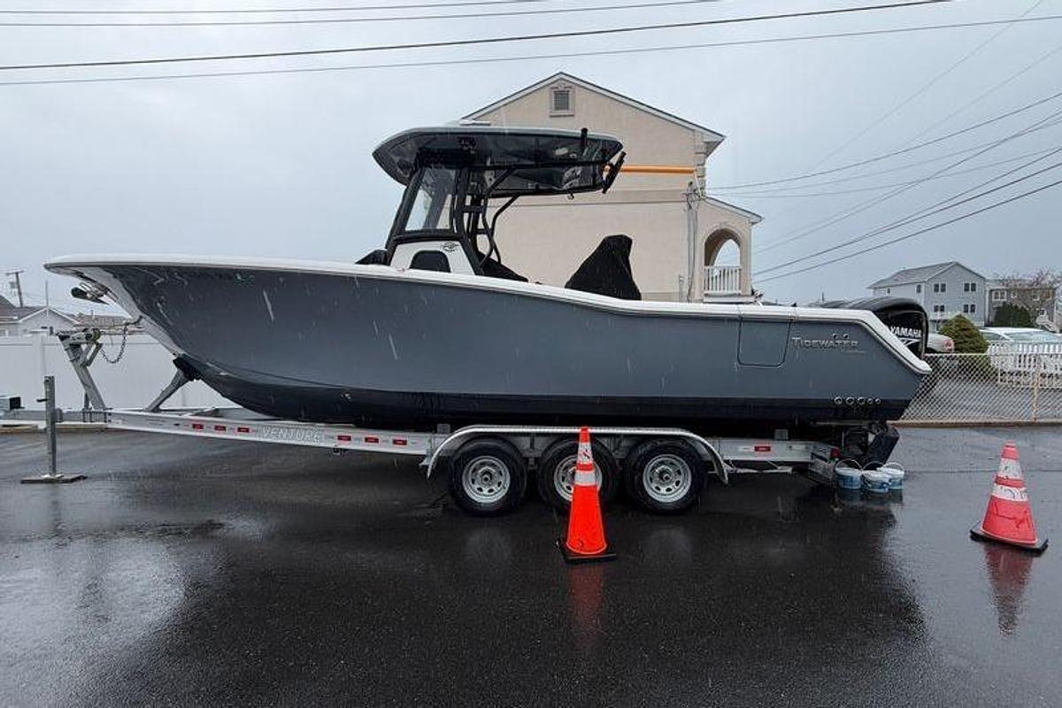 Used 2023 Tidewater 282 CC Adventure Bluewater | 28ft