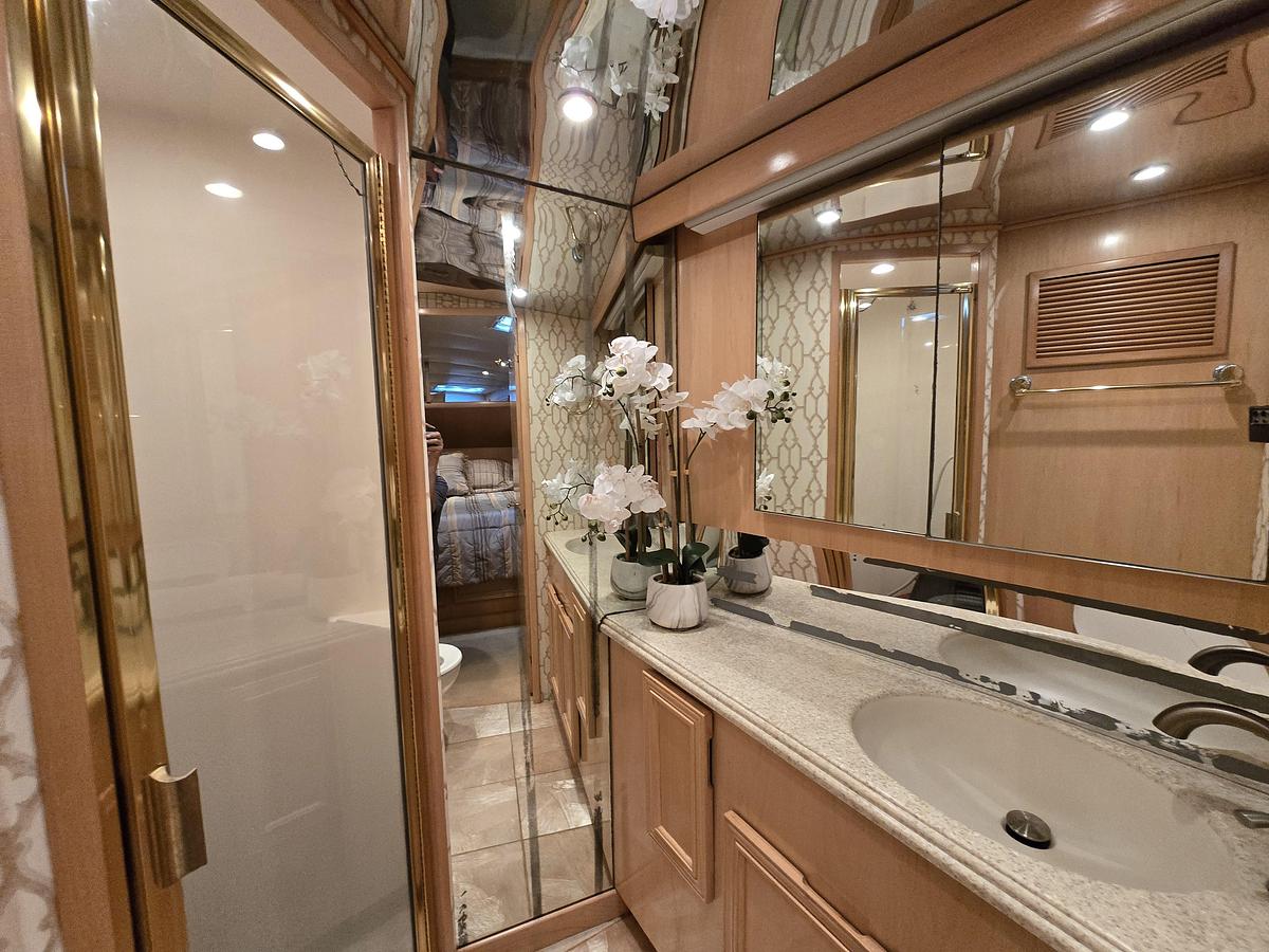 Used 2001 53' Cavileer 53 Convertible | 53'