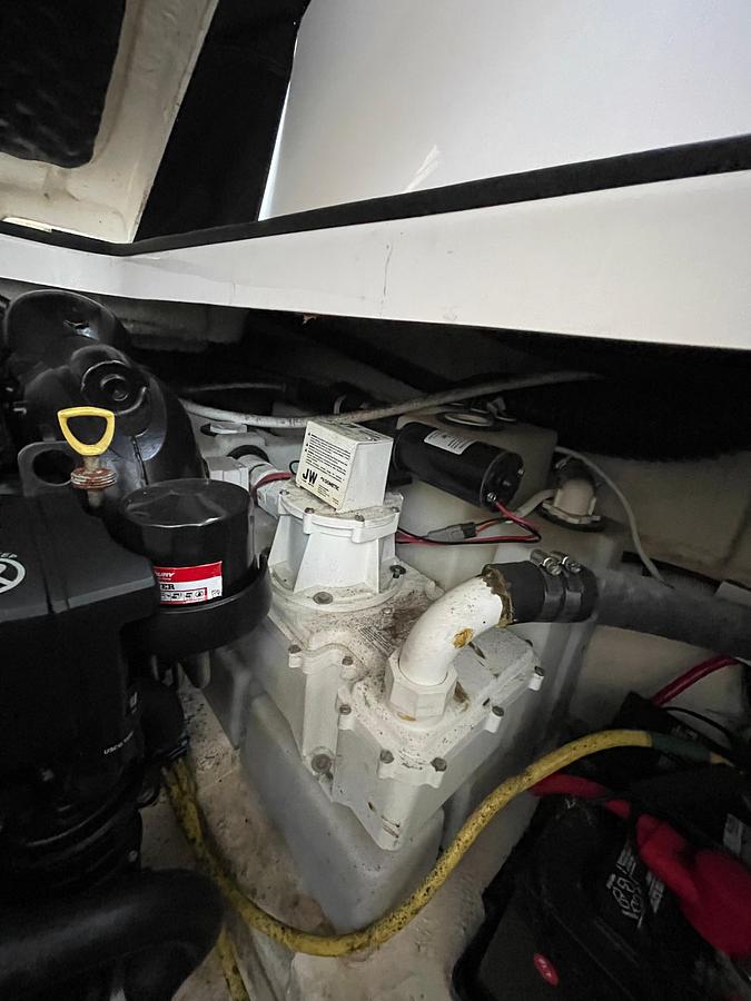 Used 2018 Chaparral 310 Signature | 31ft