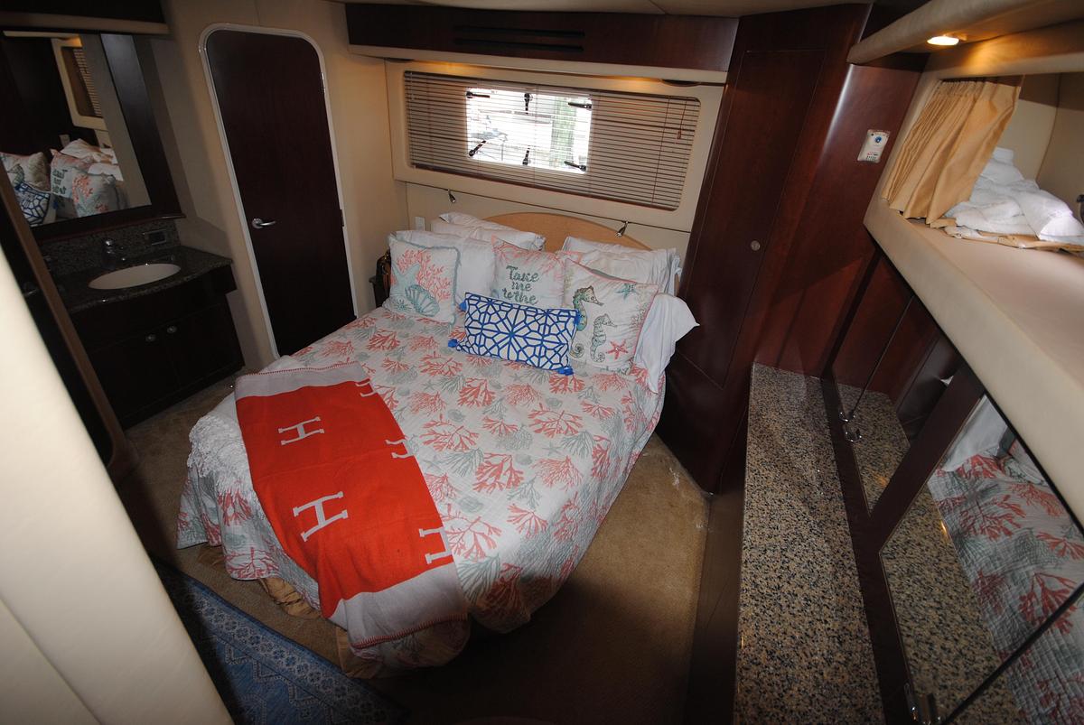 Used 2005 Sea Ray 390 Motor Yacht | 39ft