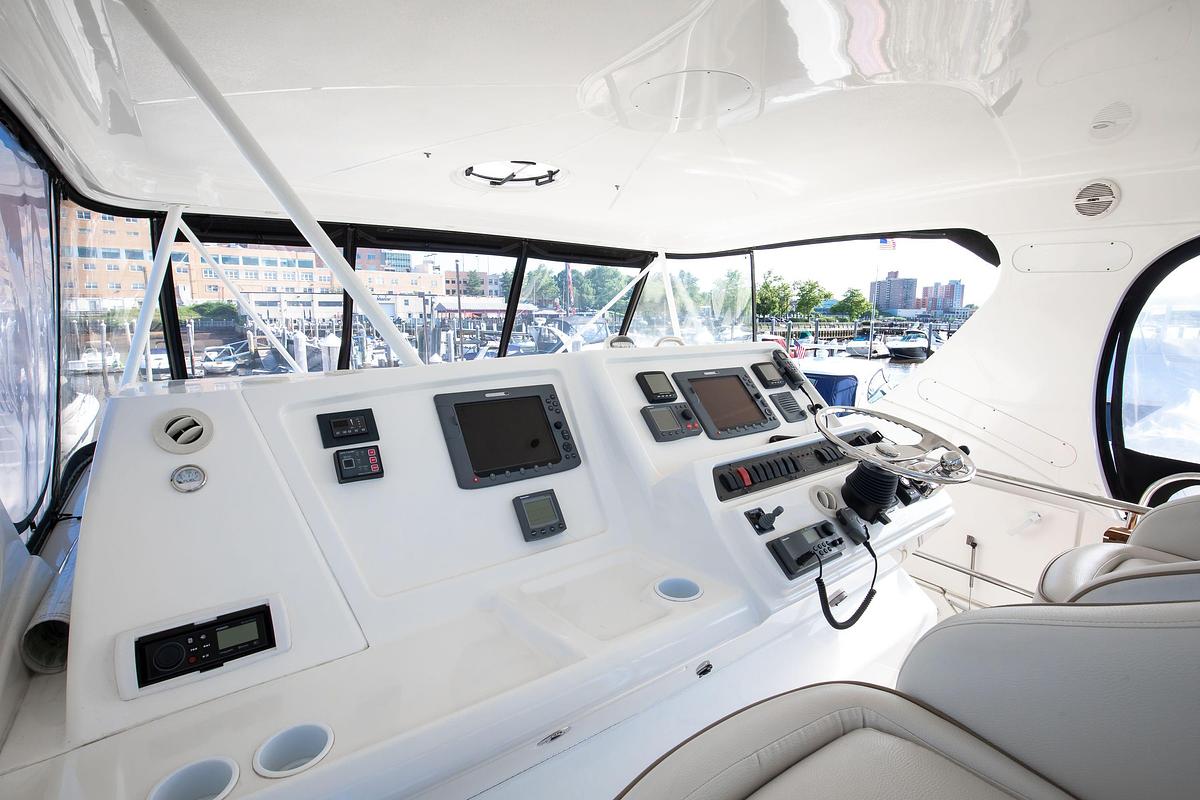 Used 2006 Silverton 50 Convertible | 50ft