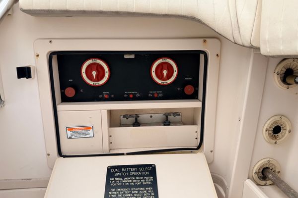Used 2006 33' Grady-White Express 330 | 33ft